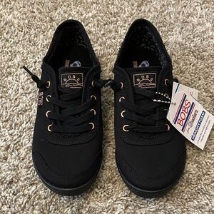 Skechers BOBS Black slip-ins